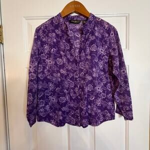 Eddie Bauer Purple Floral Pintuck Blouse Women’s 3/4 V Neck Button Front Size S